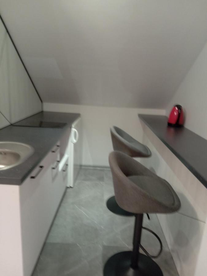 39 Apart Hotel Львов Экстерьер фото