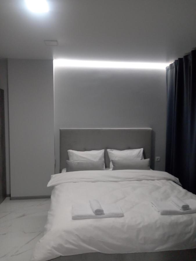 39 Apart Hotel Львов Экстерьер фото