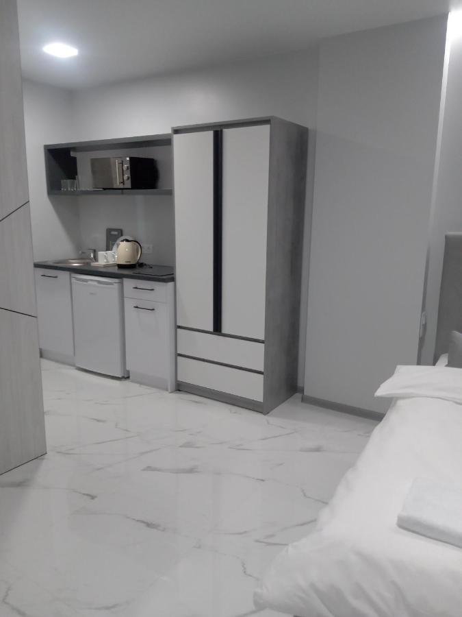 39 Apart Hotel Львов Экстерьер фото